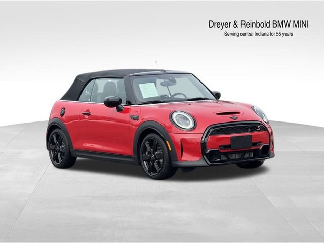 Used 2023 MINI Cooper S image 1