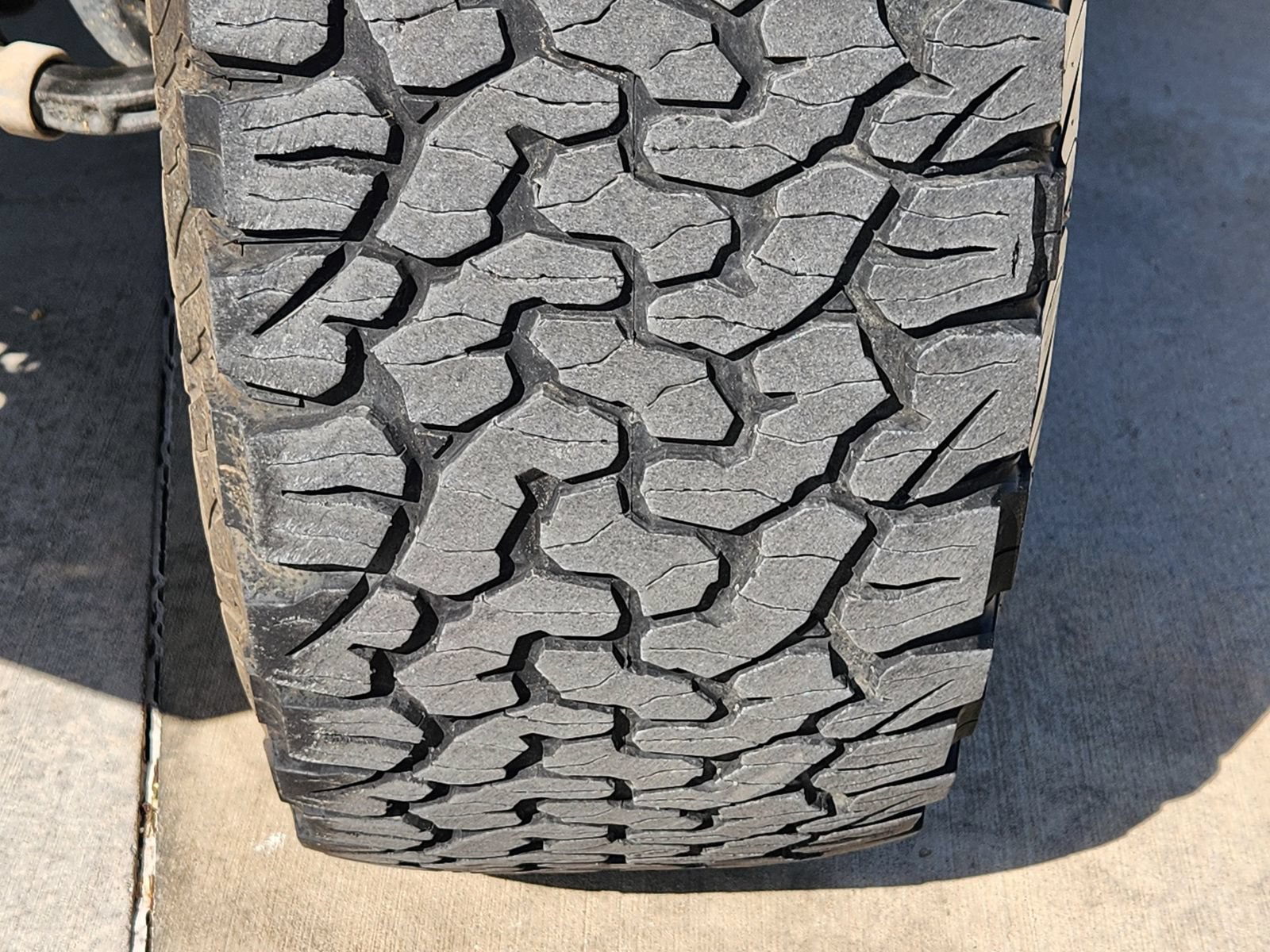 Used 2023 Jeep Wrangler Unlimited Rubicon w/ Xtreme 35 Tire Package AWD/4WD image 14