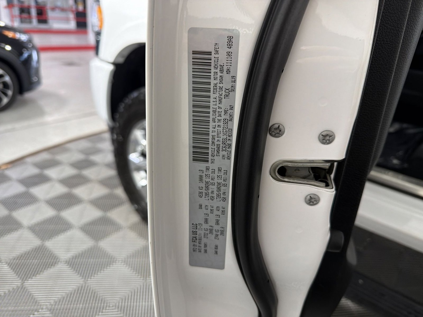 Used 2019 RAM 2500 Limited image 29