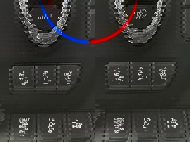 Used 2021 GMC Sierra 2500 Denali w/ Denali Ultimate Package AWD/4WD image 23