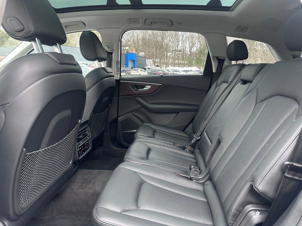 Used 2023 Audi Q7 3.0T Prestige w/ Prestige Package image 21