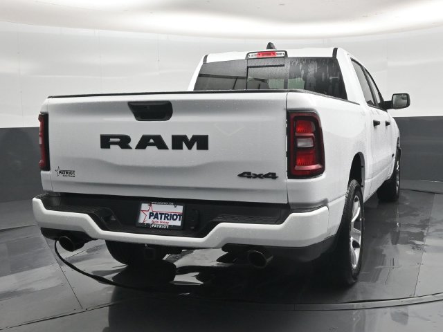 New 2027 RAM 1500 Express AWD/4WD image 2