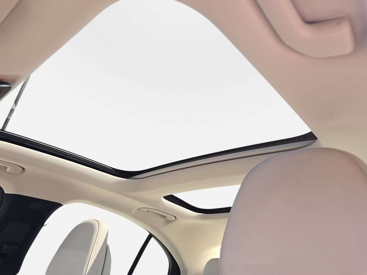 New 2026 Mercedes-Benz E 350 4MATIC Sedan image 29