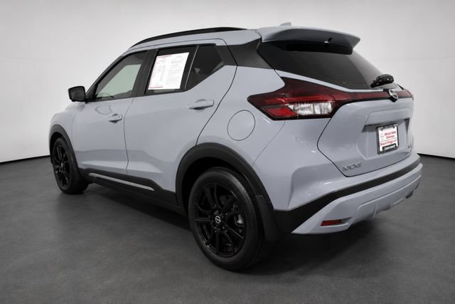 Used 2021 Nissan Kicks SR w/ SR Premium Package FWD image 6
