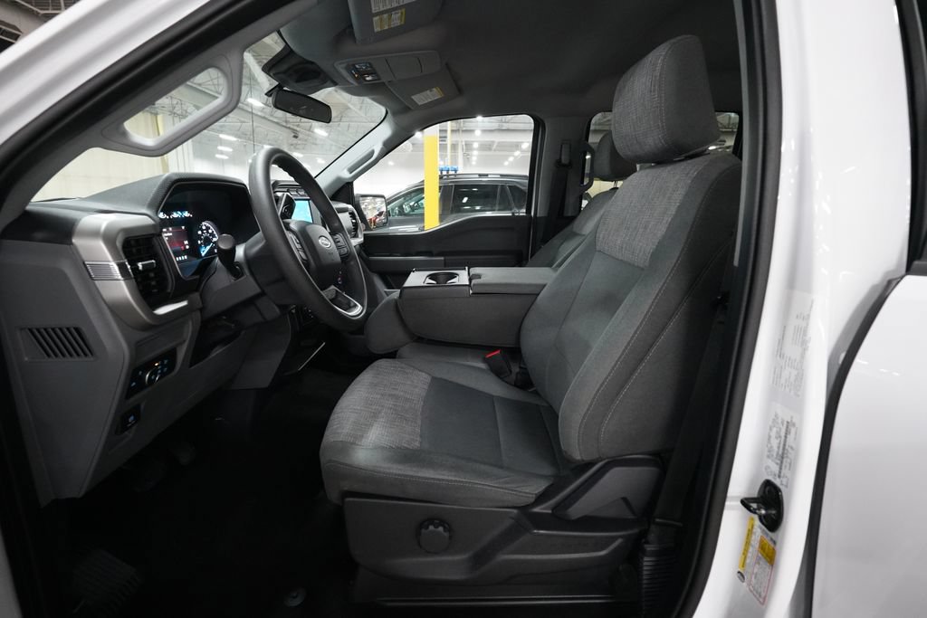Used 2022 Ford F150 XLT w/ Trailer Tow Package AWD/4WD image 8