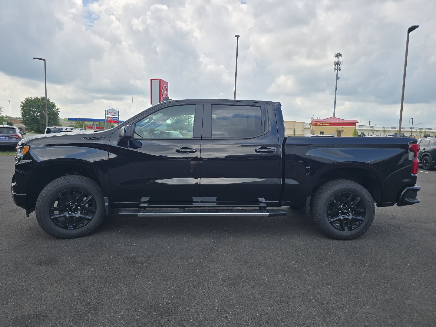 New 2026 Chevrolet Silverado 1500 RST w/ RST All Star Premium Package AWD/4WD image 11