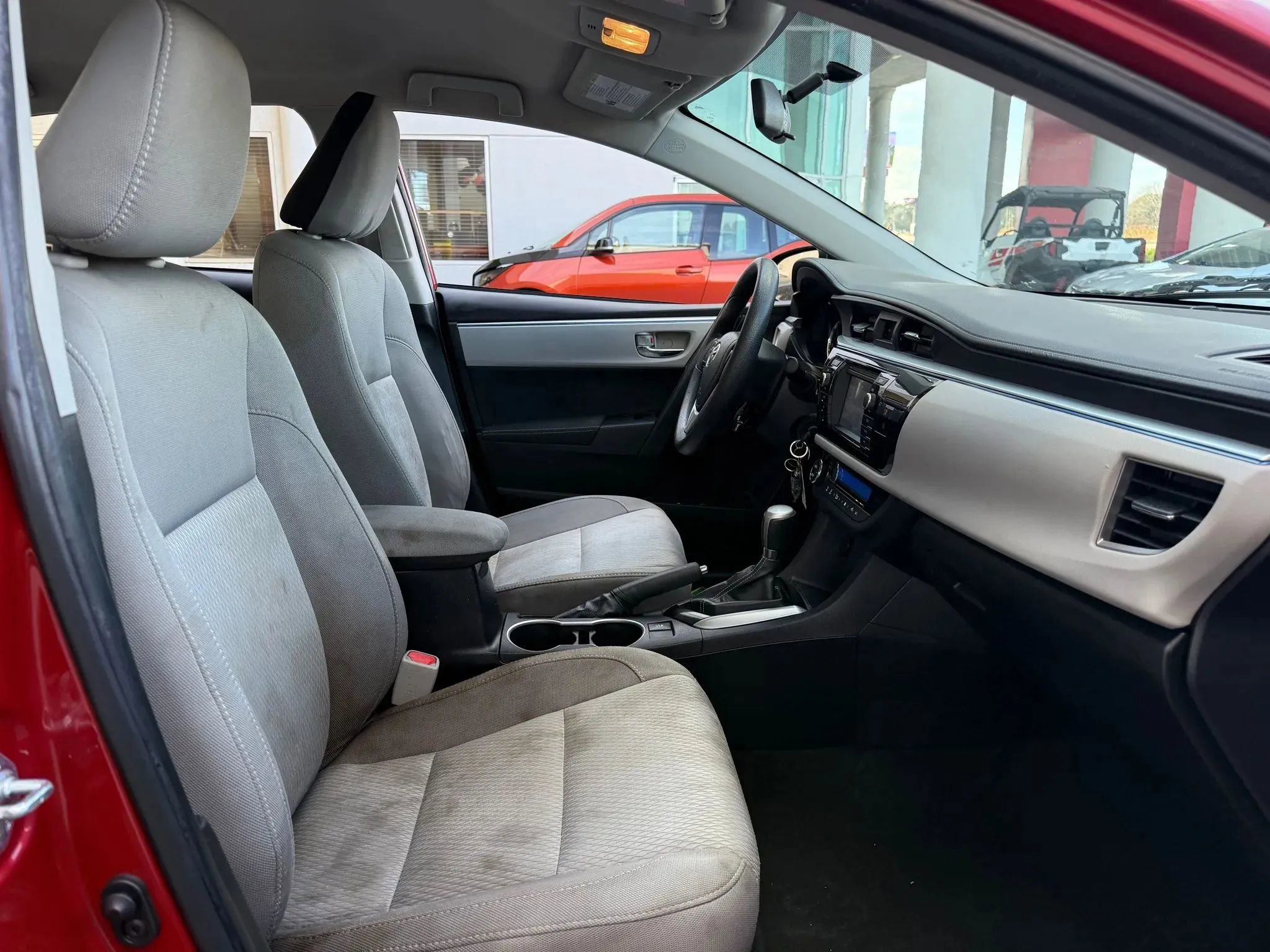 Used 2016 Toyota Corolla L image 18