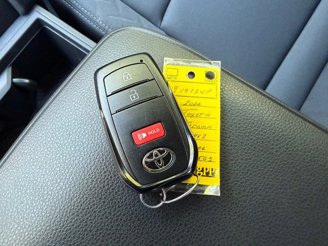 Used 2024 Toyota Tacoma SR image 27