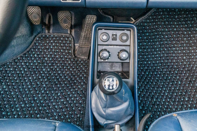 Used 1986 Porsche 911 Carrera RWD image 31