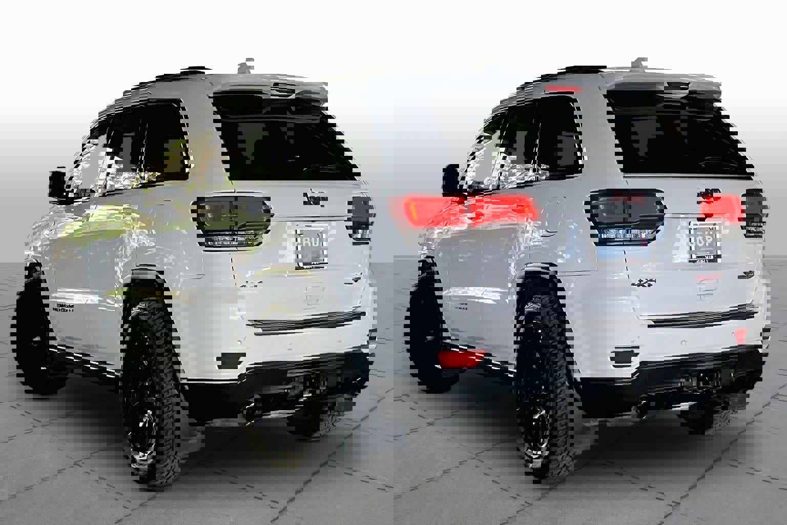 Used 2018 Jeep Grand Cherokee Trailhawk w/ Trailhawk Luxury Group image 11