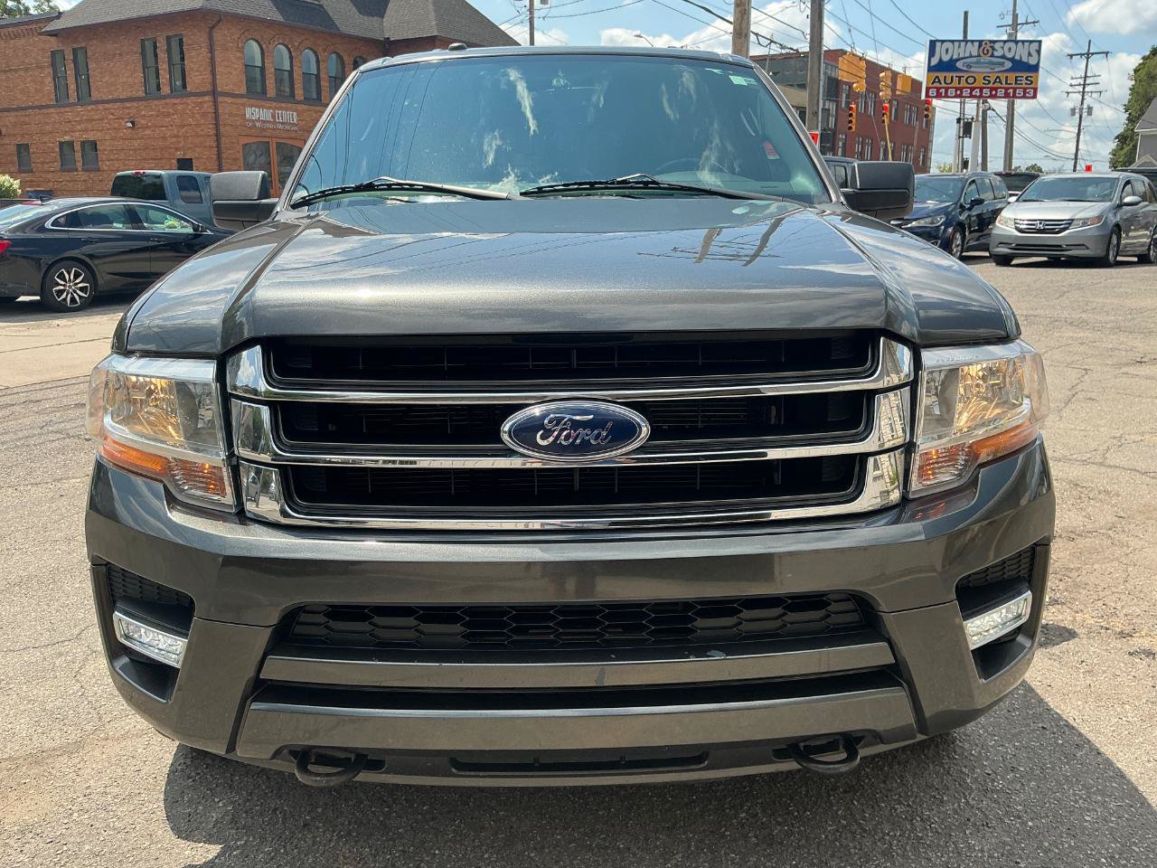 Used 2017 Ford Expedition EL XLT AWD/4WD image 9