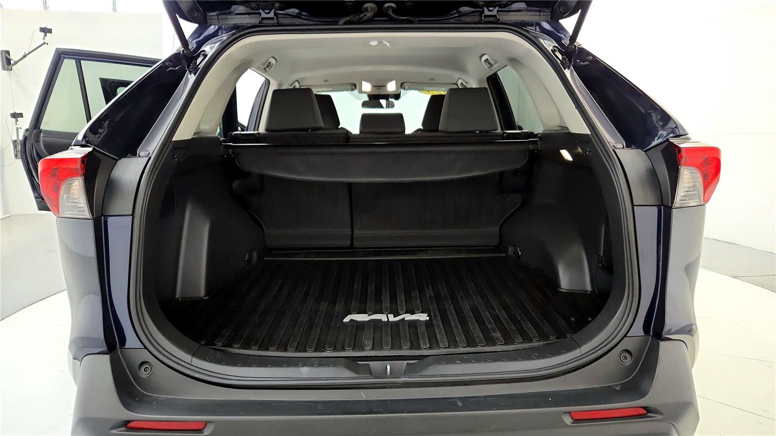 Certified 2023 Toyota RAV4 XLE image 32