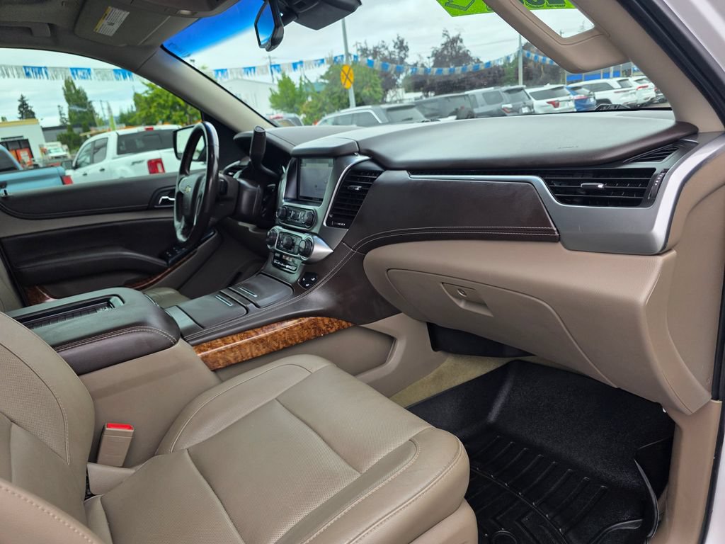 Used 2018 Chevrolet Tahoe Premier AWD/4WD image 30