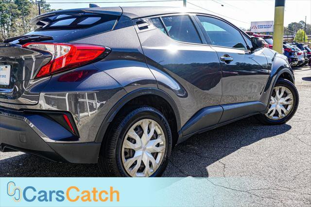 Used 2019 Toyota C-HR LE image 6