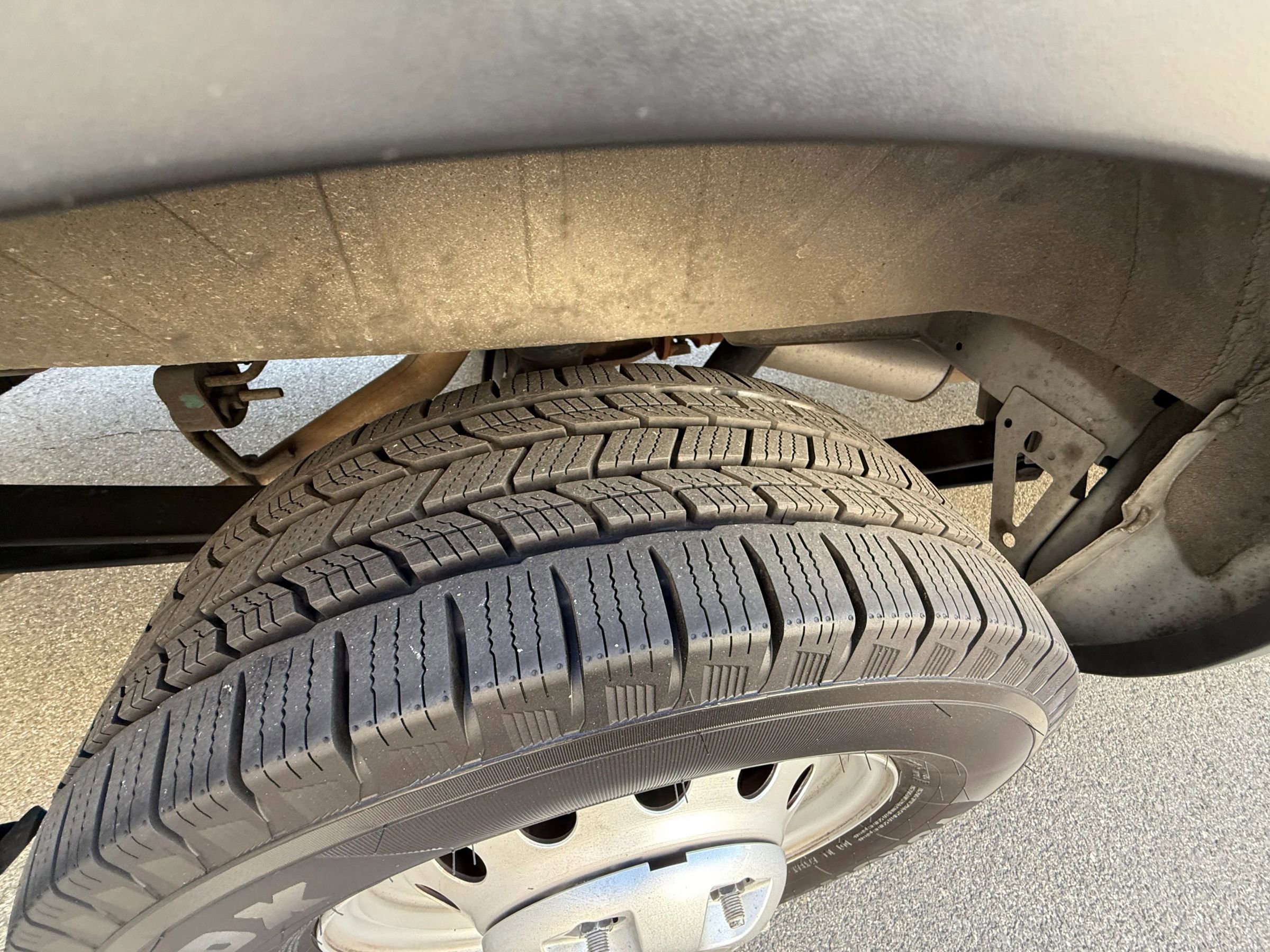 Used 2022 Ford Transit 350 148 High Roof Extended AWD image 9