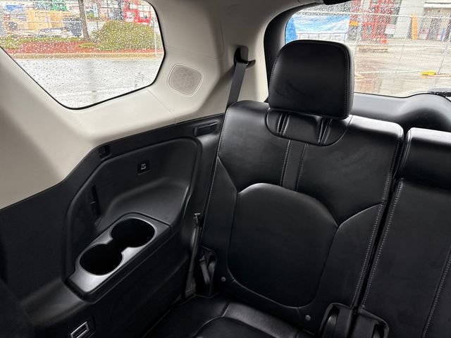 Certified 2023 Honda Pilot Touring image 24