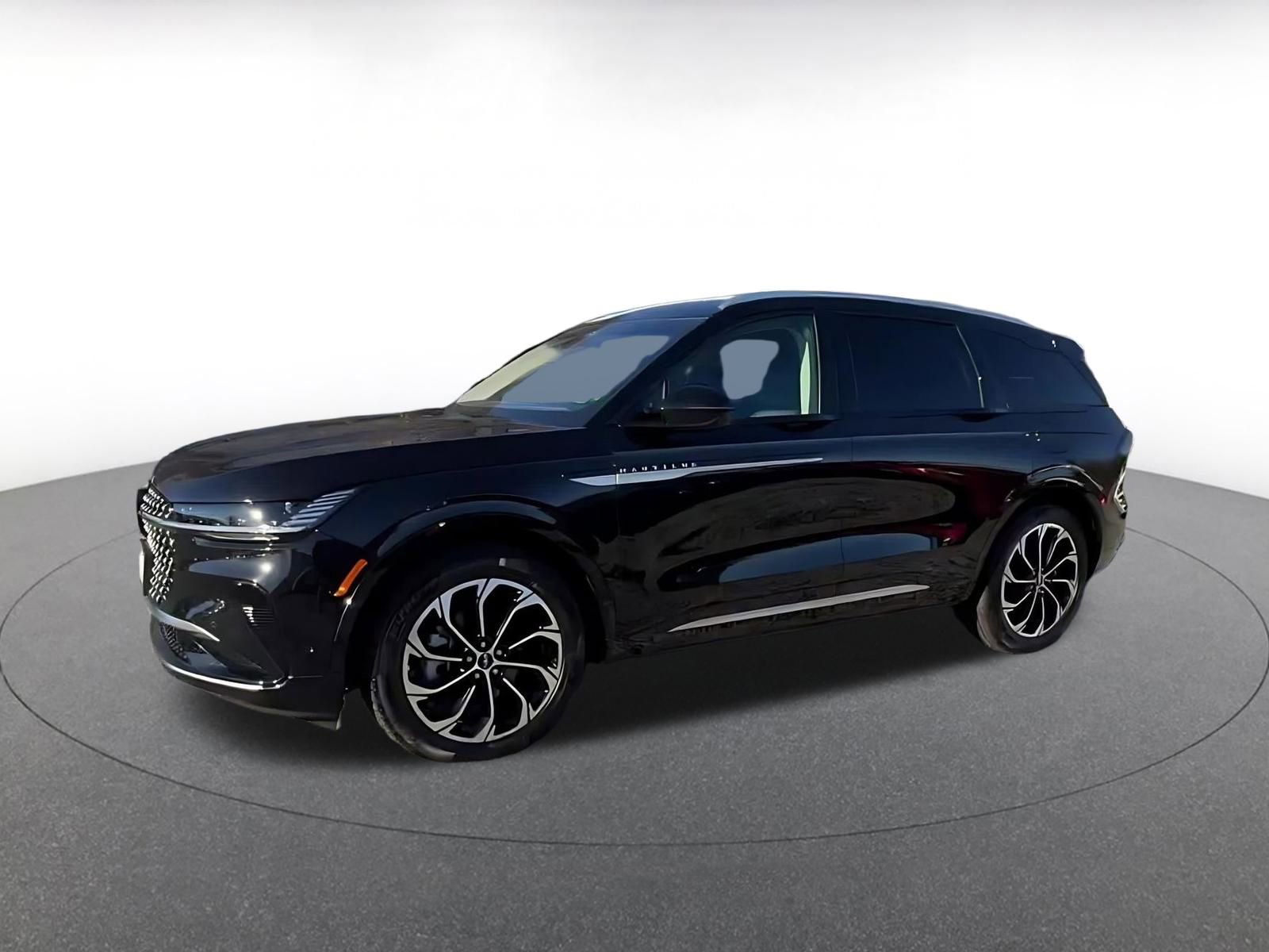 Used 2024 Lincoln Nautilus Reserve image 8