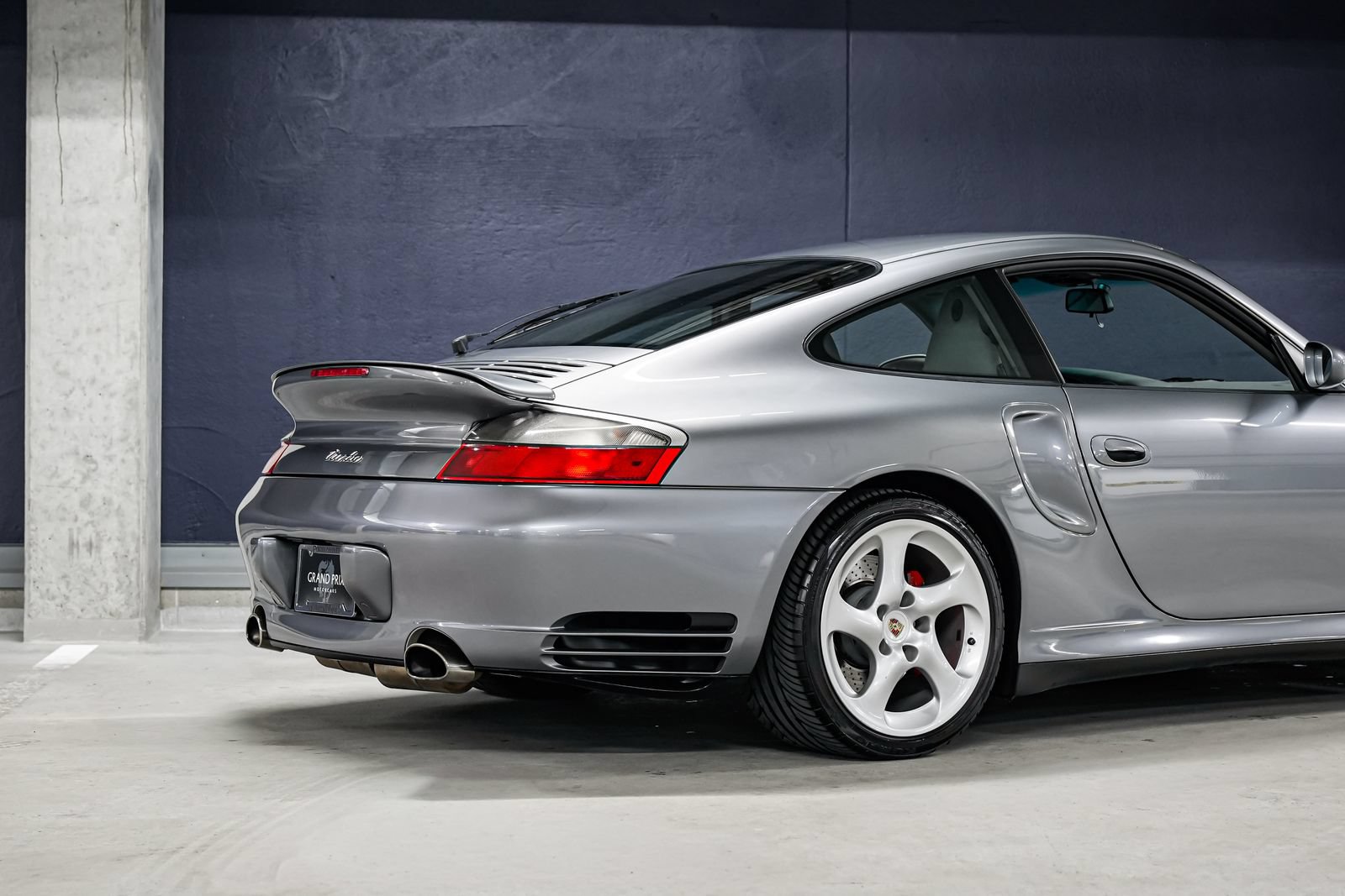 Used 2001 Porsche 911 Turbo AWD/4WD image 42