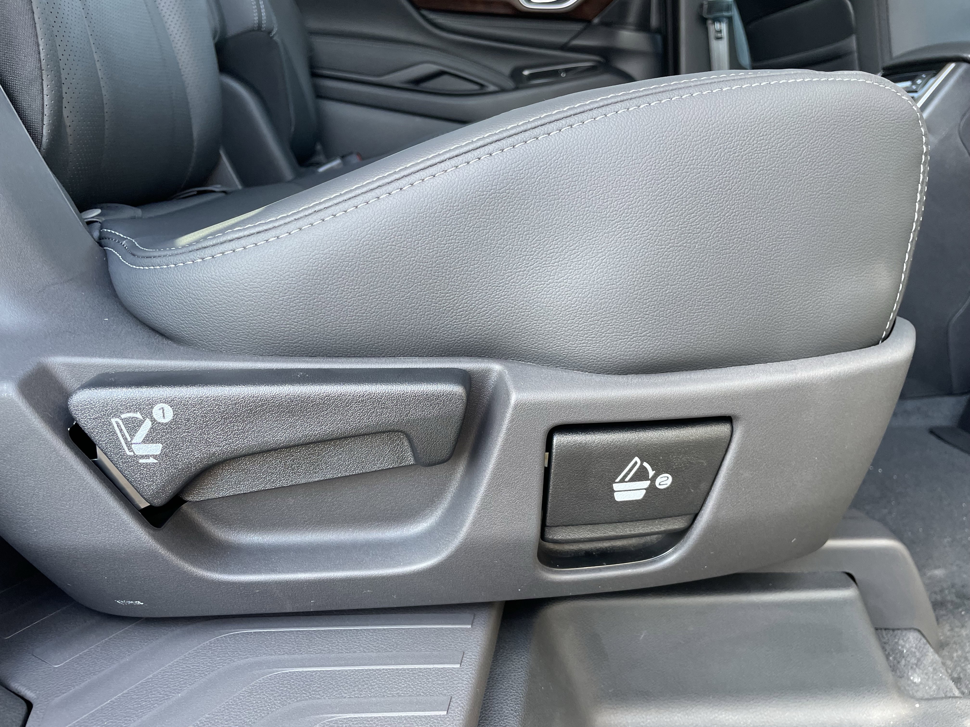 New 2025 Subaru Ascent Touring image 43