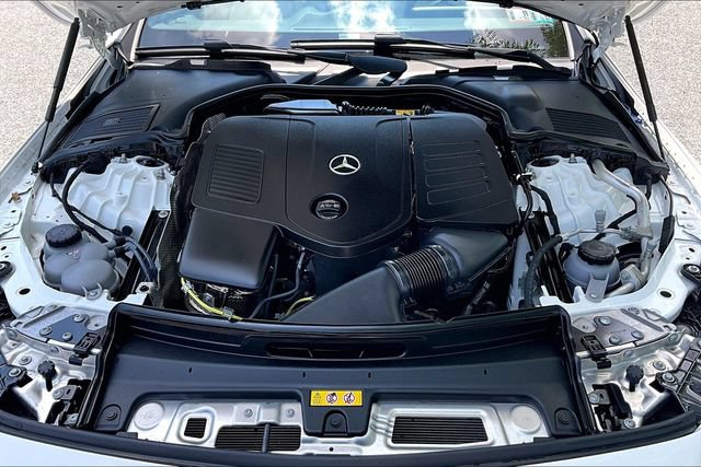 Certified 2024 Mercedes-Benz CLE 300 4MATIC Coupe image 33