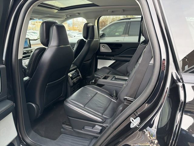 Used 2025 Lincoln Aviator Reserve w/ Equipment Group 201A image 22