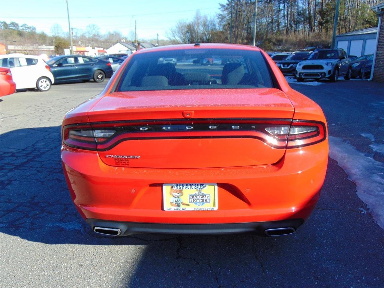 Used 2022 Dodge Charger SXT image 7