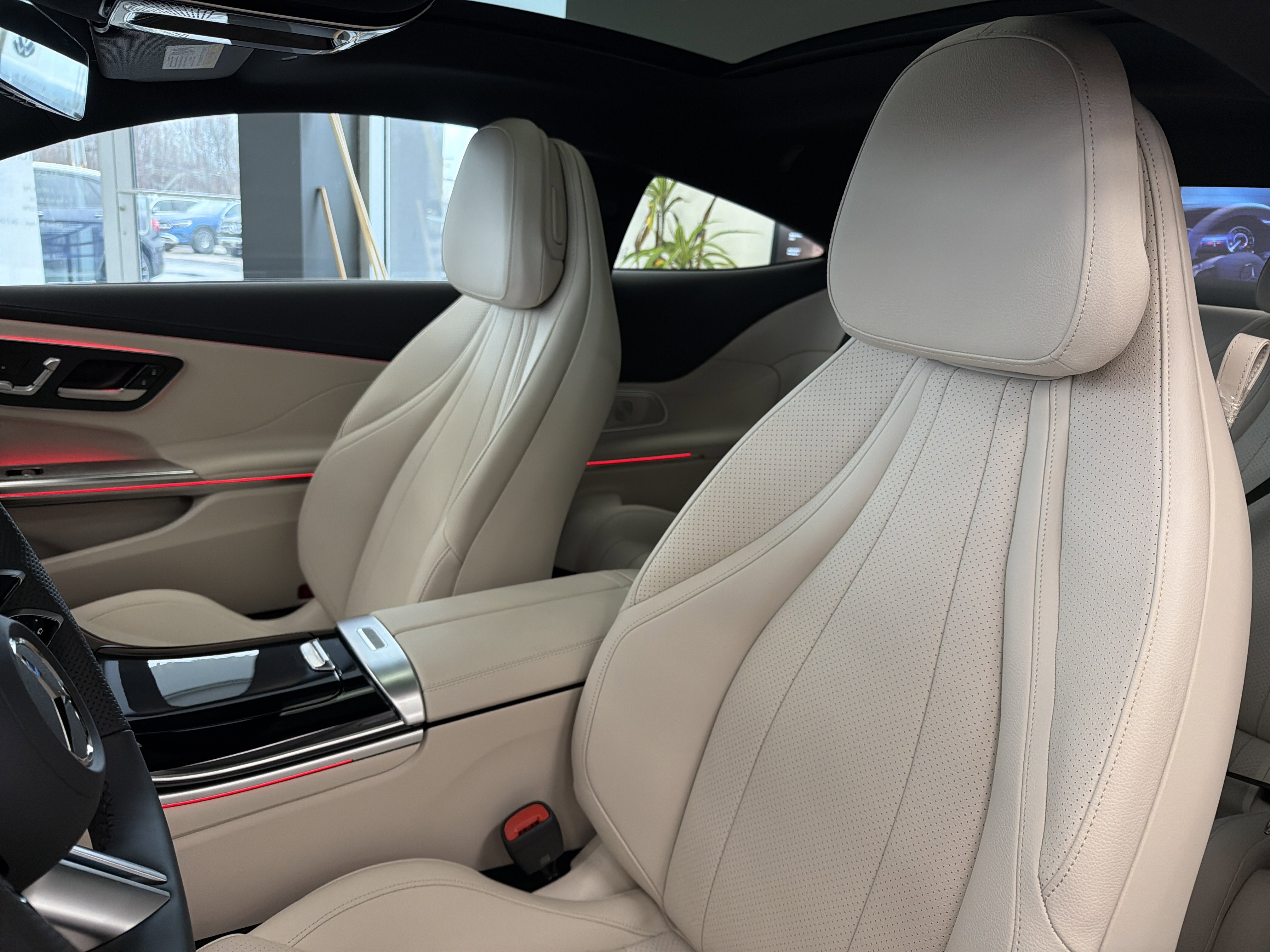 New 2026 Mercedes-Benz CLE 300 4MATIC Coupe image 8