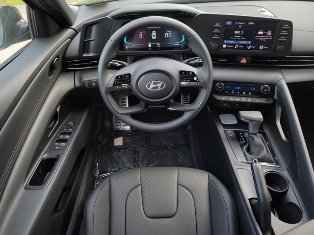 New 2026 Hyundai Elantra SEL Sport FWD image 22