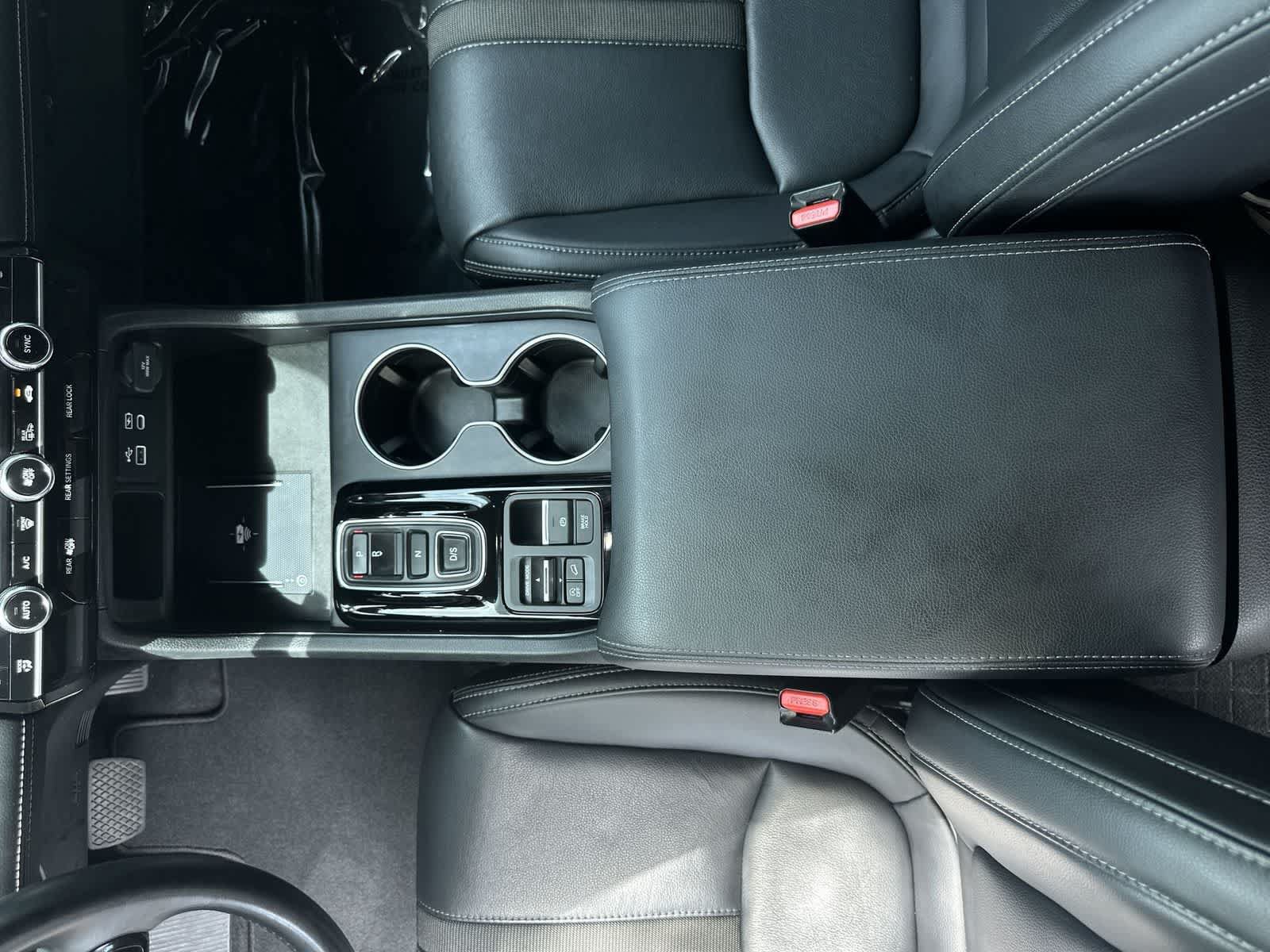 Used 2025 Honda Pilot Touring image 19