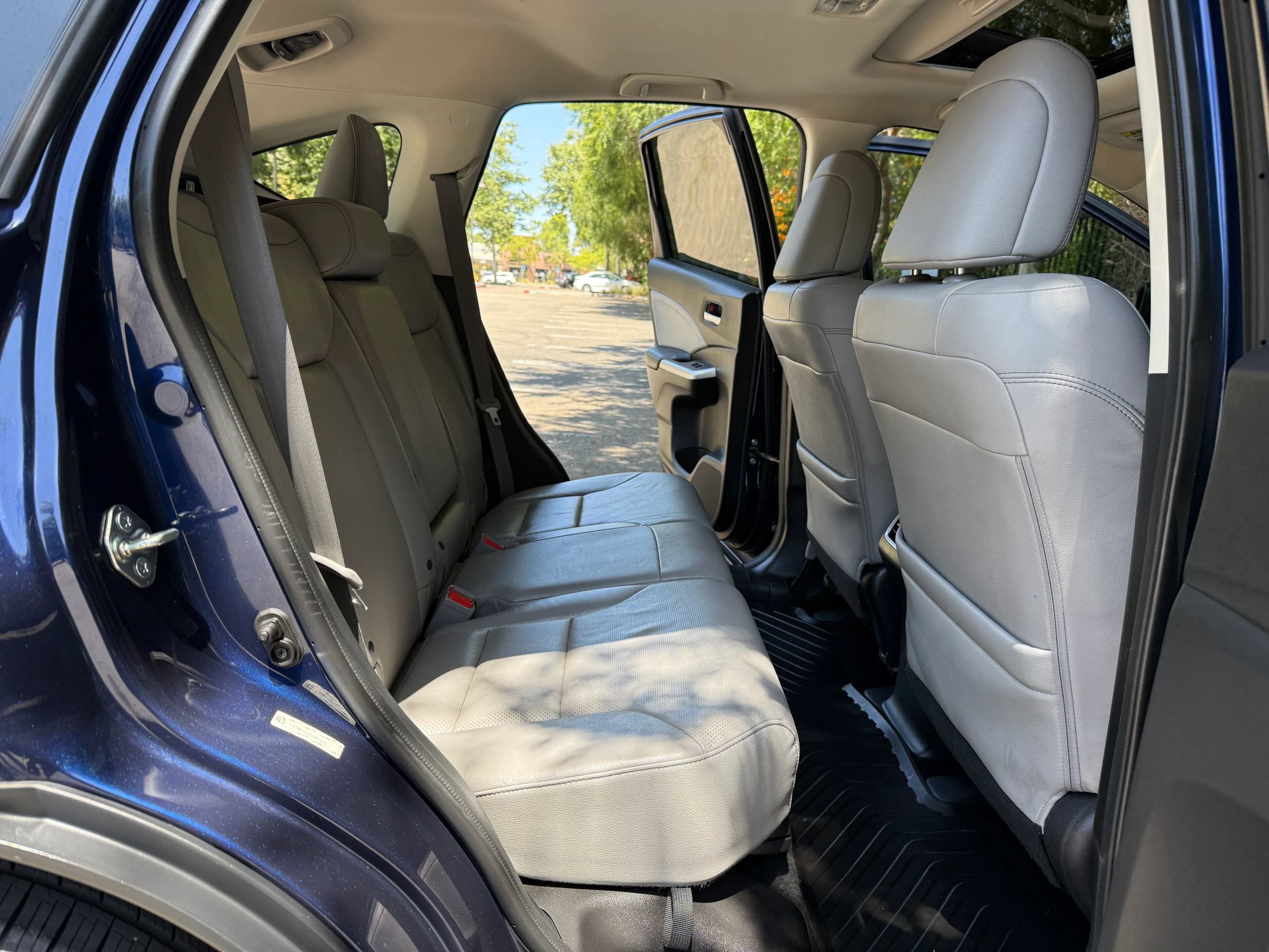 Used 2015 Honda CR-V Touring image 19