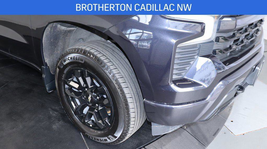 Used 2024 Chevrolet Silverado 1500 RST w/ Convenience Package II image 13