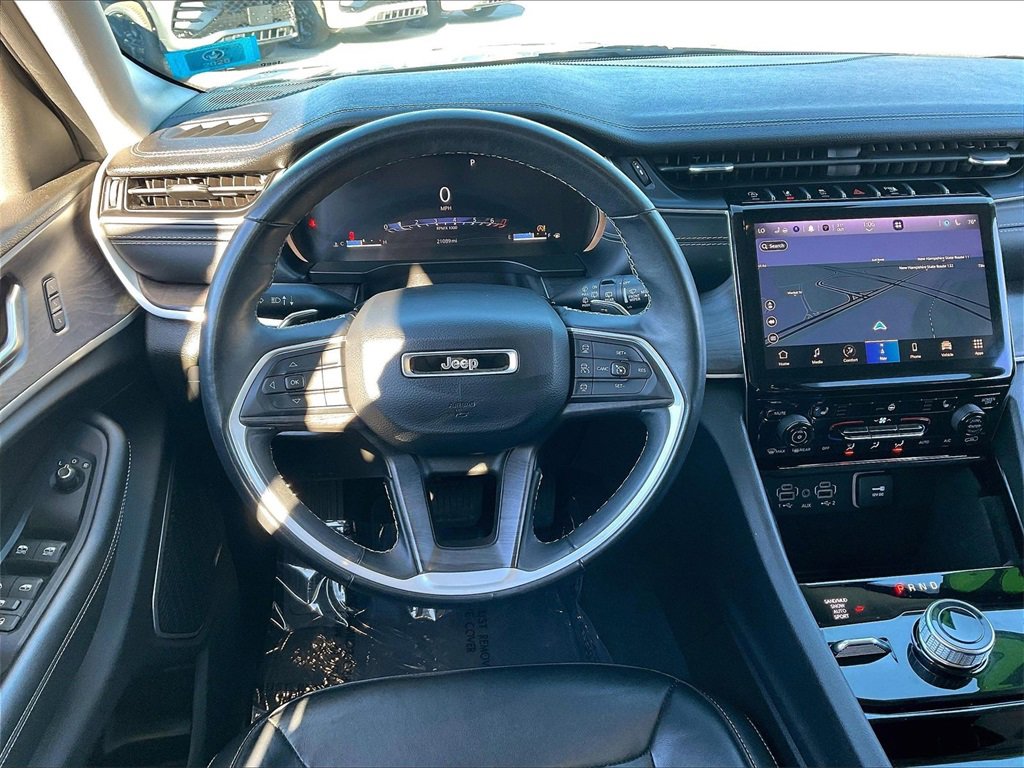 Used 2022 Jeep Grand Cherokee Limited image 16