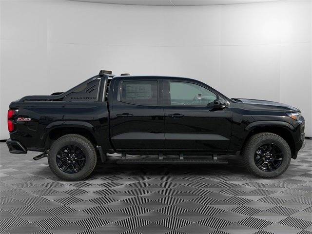 New 2025 Chevrolet Colorado Z71 w/ Midnight Edition image 2