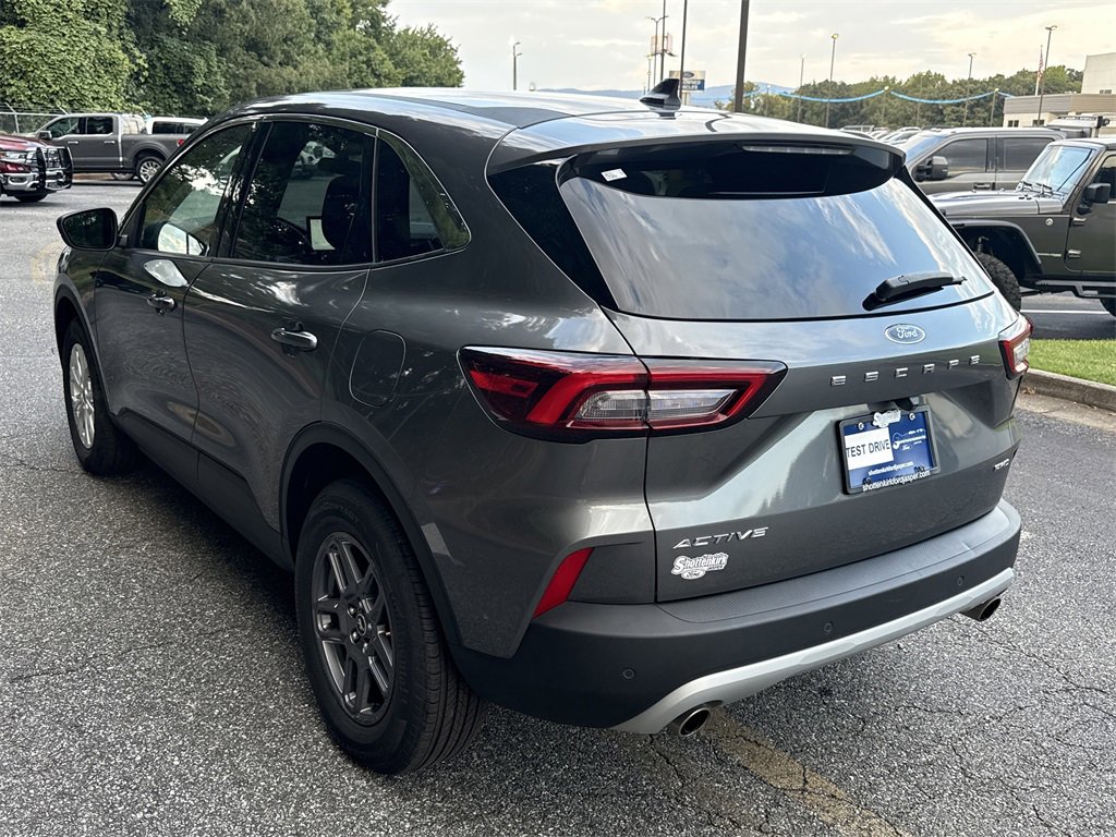 Used 2023 Ford Escape Active w/ Tech Pack #1 image 5