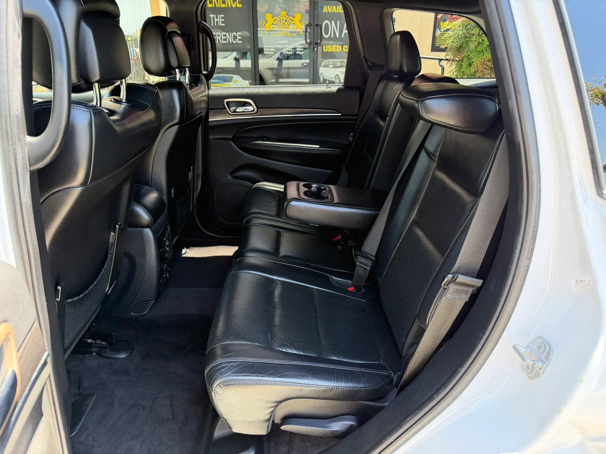 Used 2017 Jeep Grand Cherokee Limited w/ Luxury Group II AWD/4WD image 11