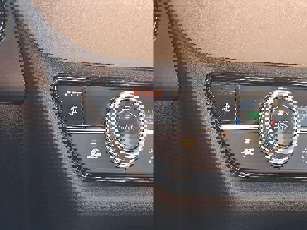 Certified 2025 Honda HR-V EX-L image 19