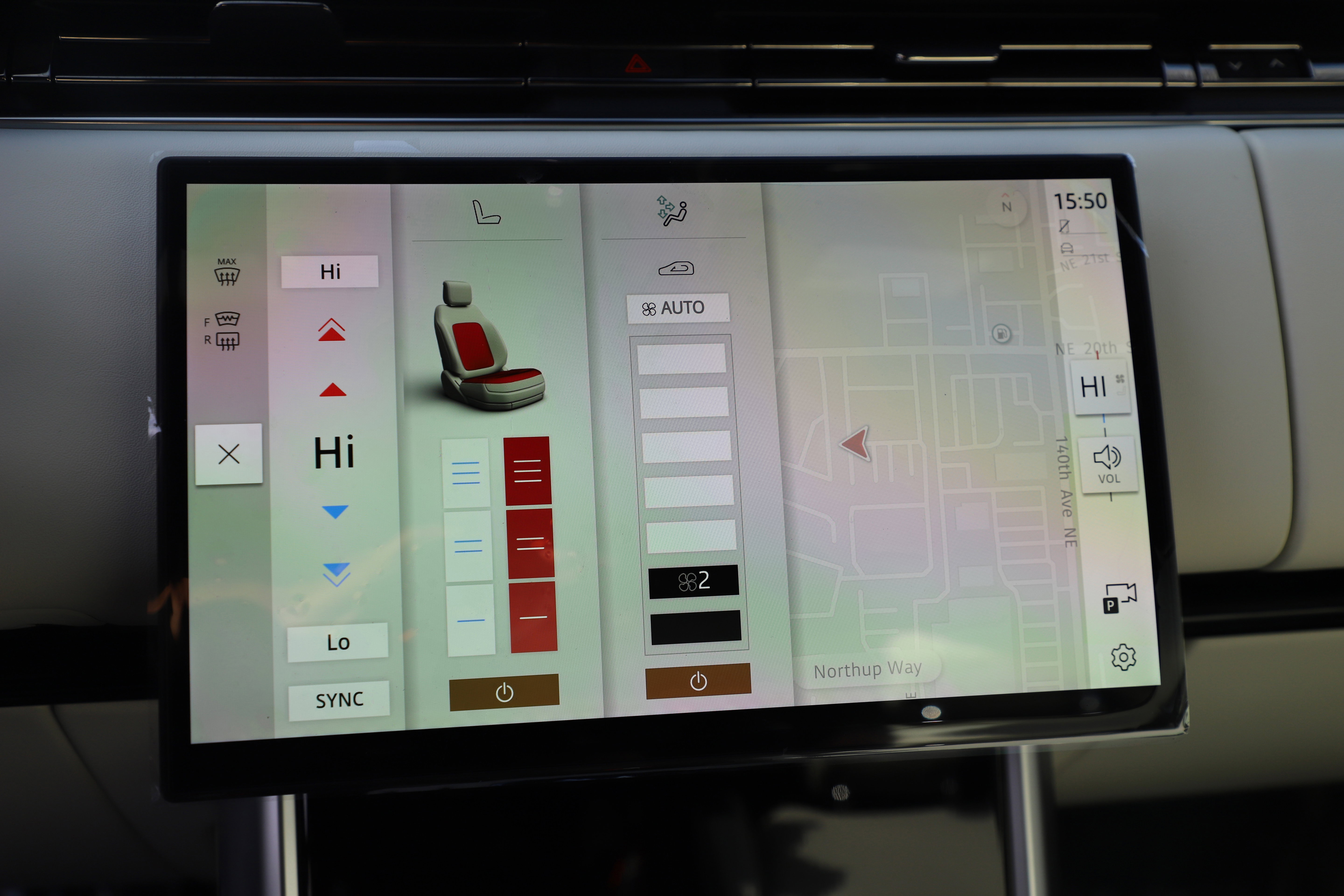 New 2026 Land Rover Range Rover SE image 26