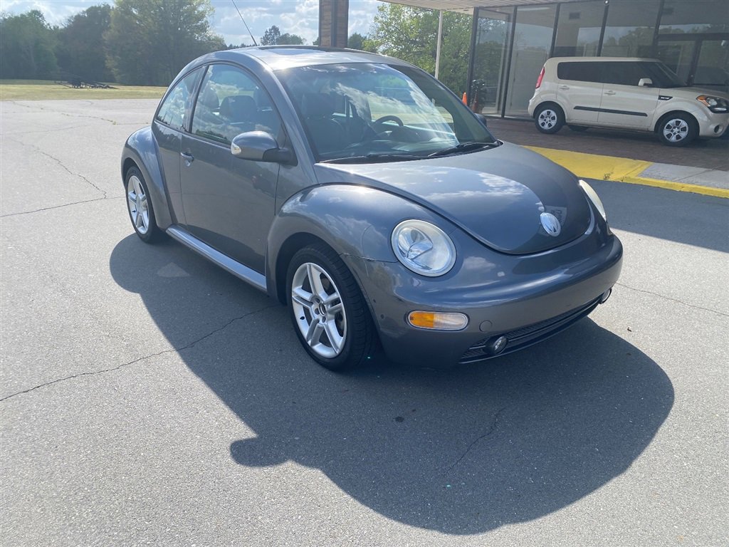 Used 2005 Volkswagen Beetle GLS FWD image 1