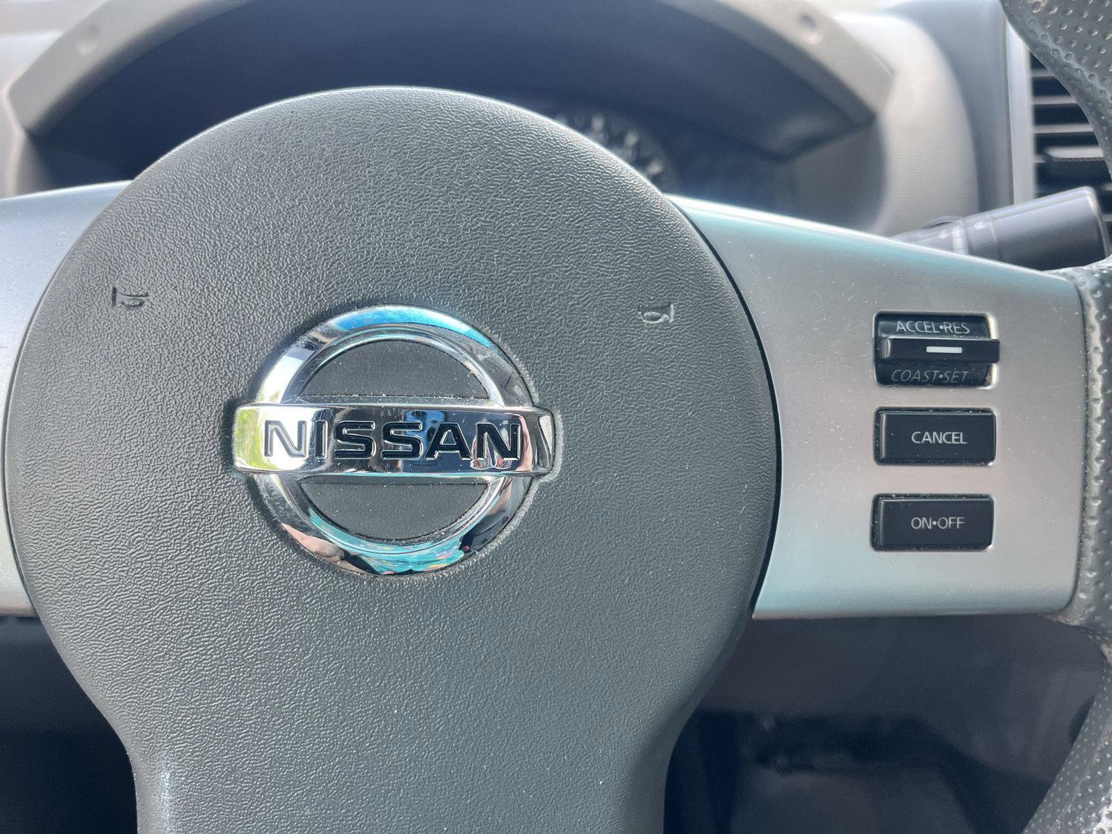 Used 2018 Nissan Frontier SV AWD/4WD image 25