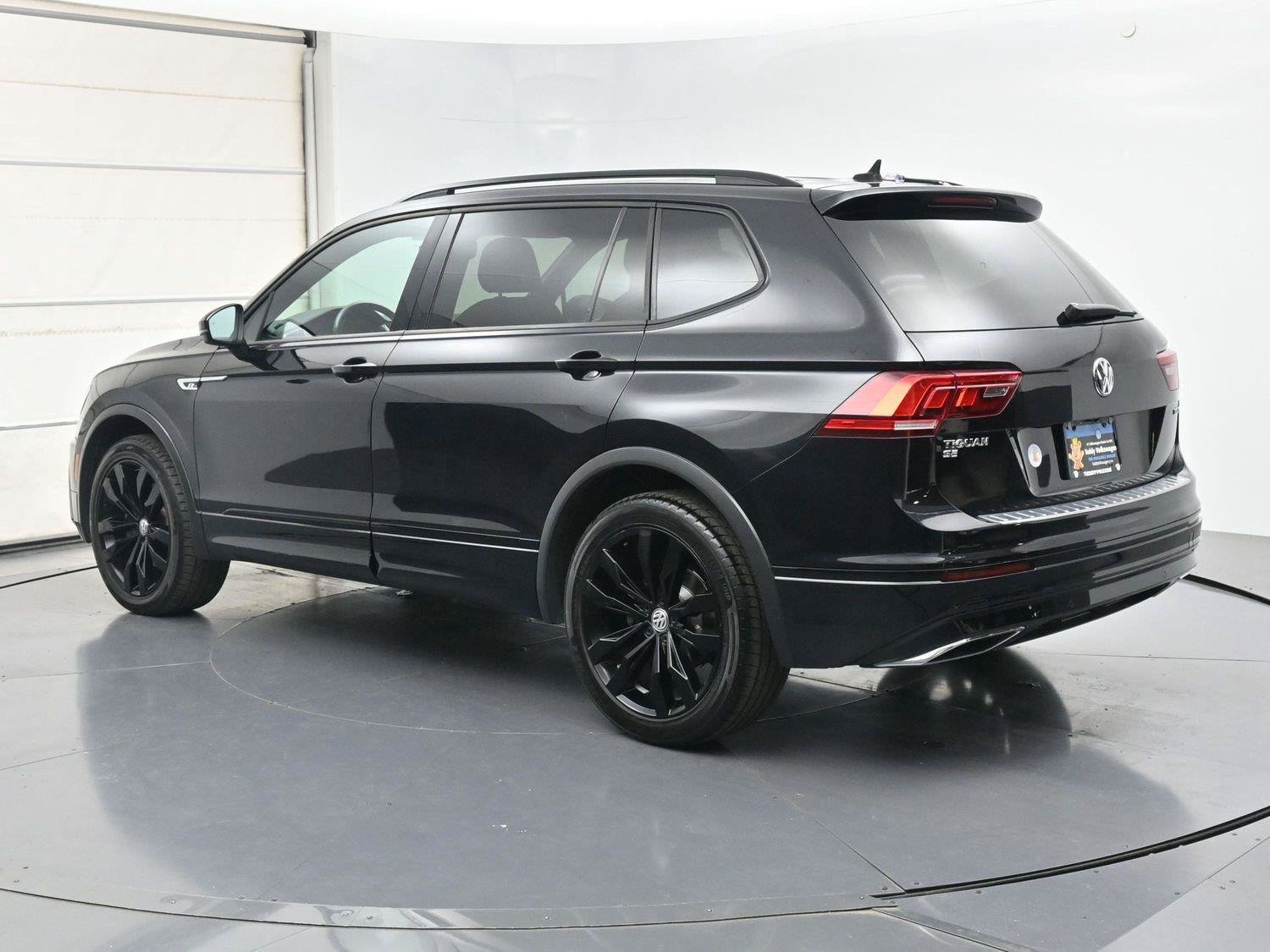 Used 2020 Volkswagen Tiguan SE R-Line AWD/4WD image 22