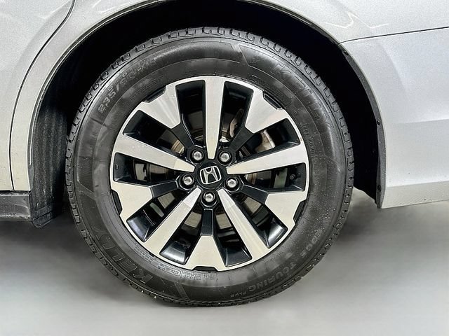 Used 2025 Honda Odyssey EX-L image 32