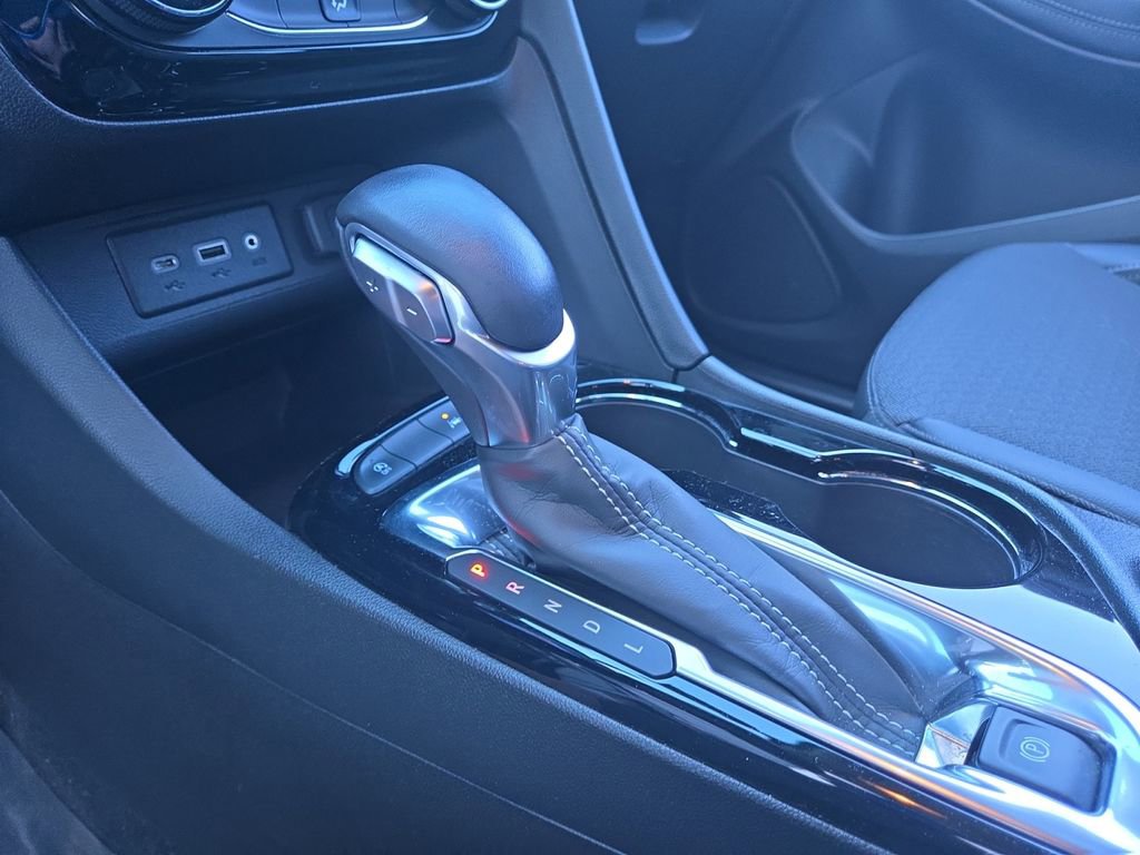 Used 2023 Buick Encore GX Preferred image 23