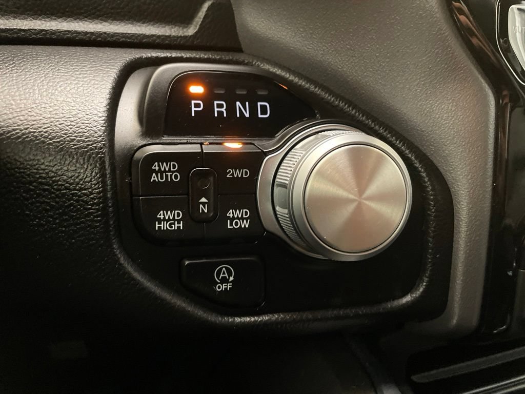 Used 2024 RAM 1500 Laramie AWD/4WD image 19