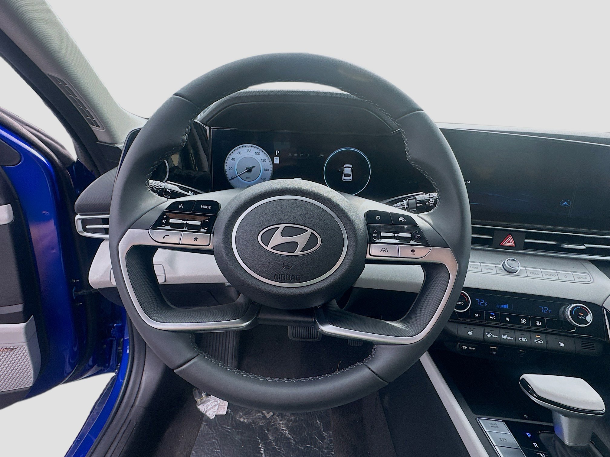 New 2025 Hyundai Elantra Limited w/ Cargo Package image 8