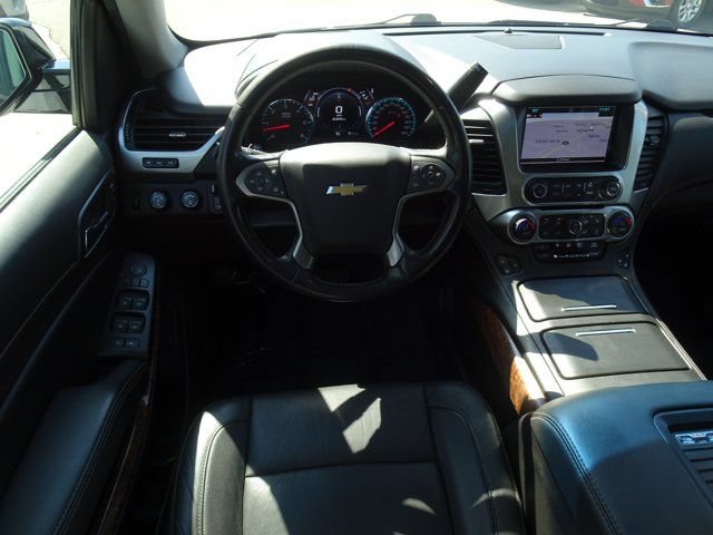 Used 2019 Chevrolet Suburban Premier AWD/4WD image 15