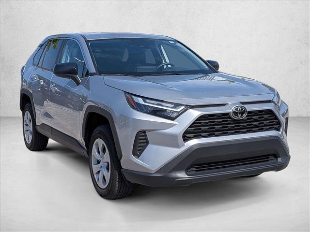Used 2025 Toyota RAV4 LE FWD image 3