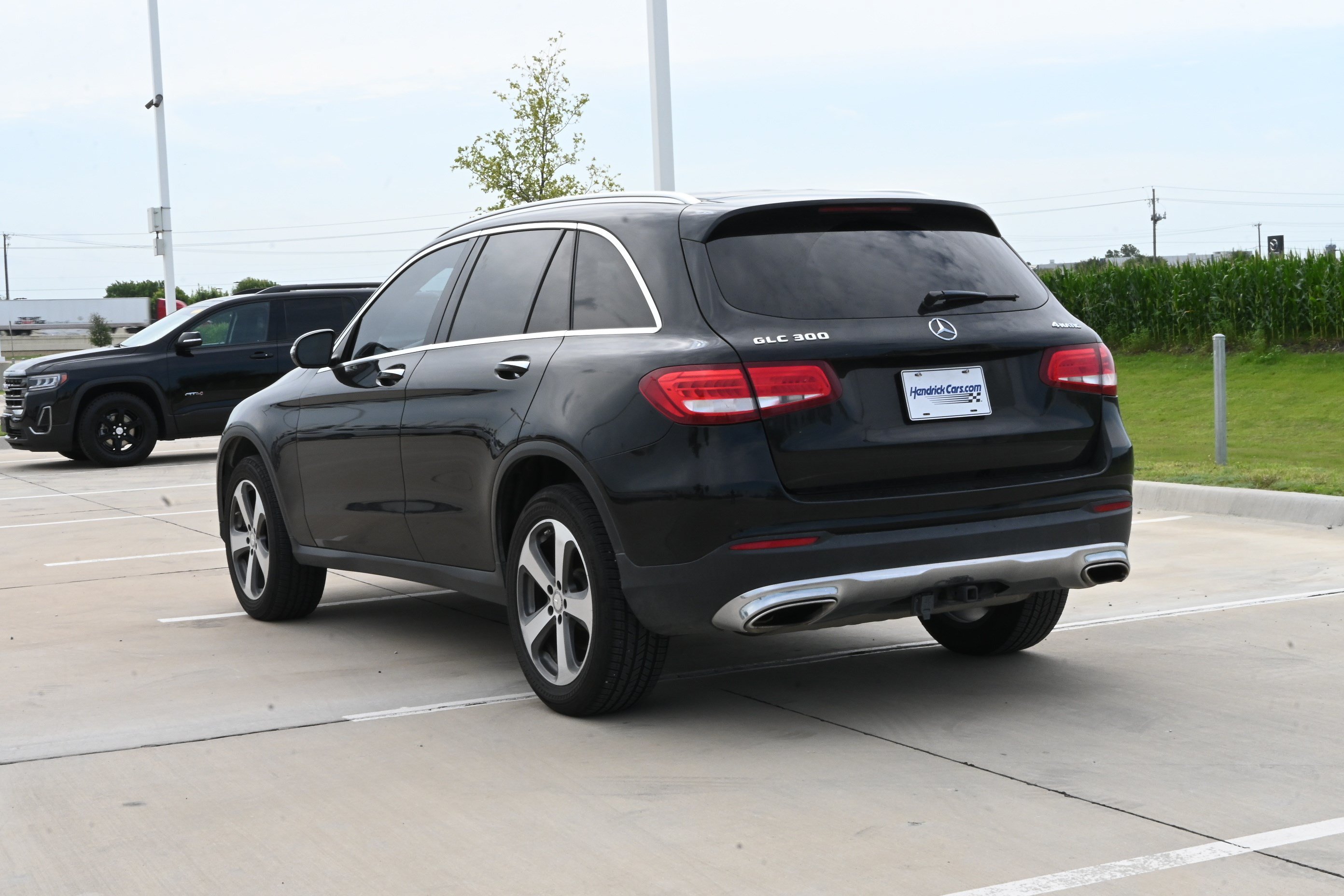 Used 2016 Mercedes-Benz GLC 300 4MATIC image 7