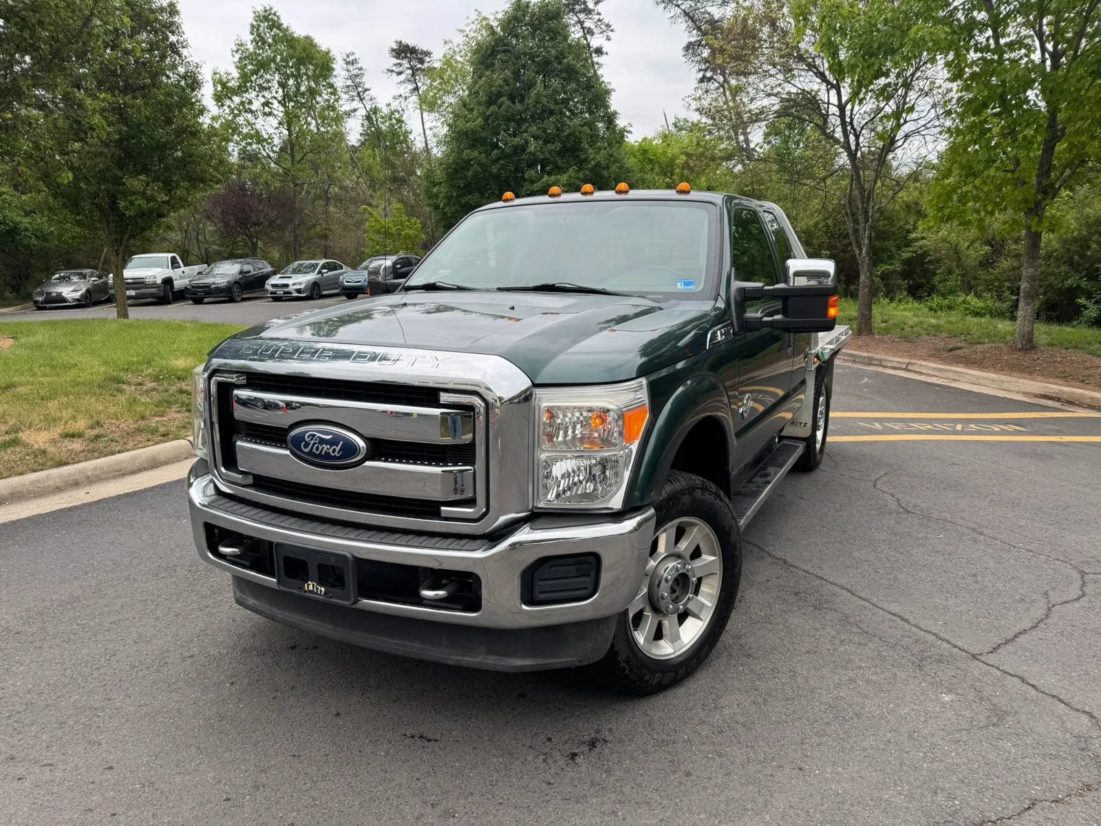 Used 2011 Ford F250 XLT w/ Chrome Pkg AWD/4WD image 2