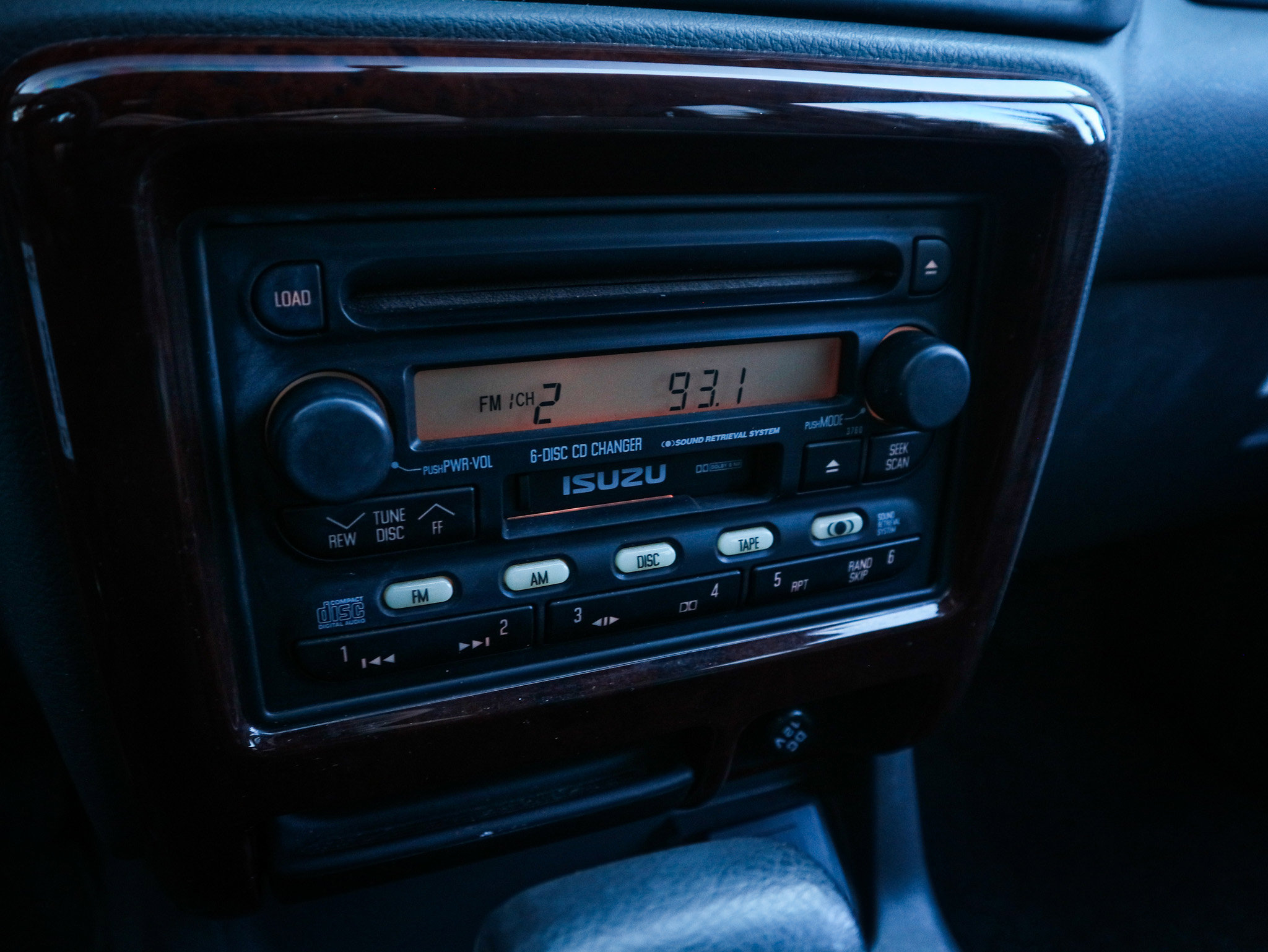 Used 2002 Isuzu Rodeo LS image 25