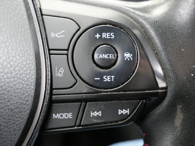 Used 2021 Toyota RAV4 XSE w/ Weather Package AWD/4WD image 18